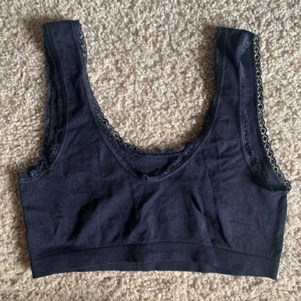 Black Cropped top
